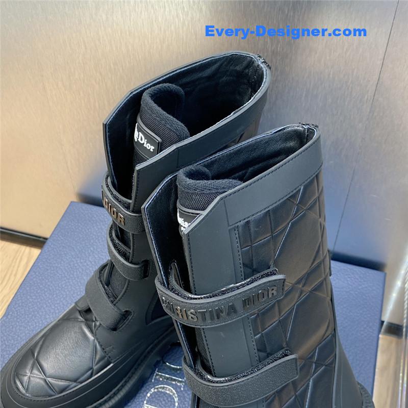 D10r low heel round toe lace up knight boots