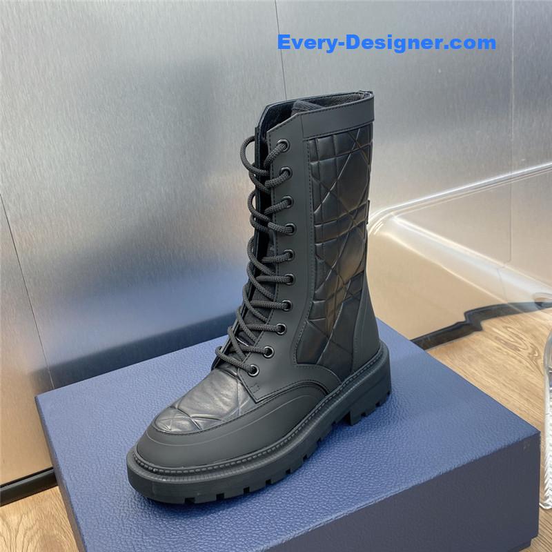 D10r low heel round toe lace up knight boots
