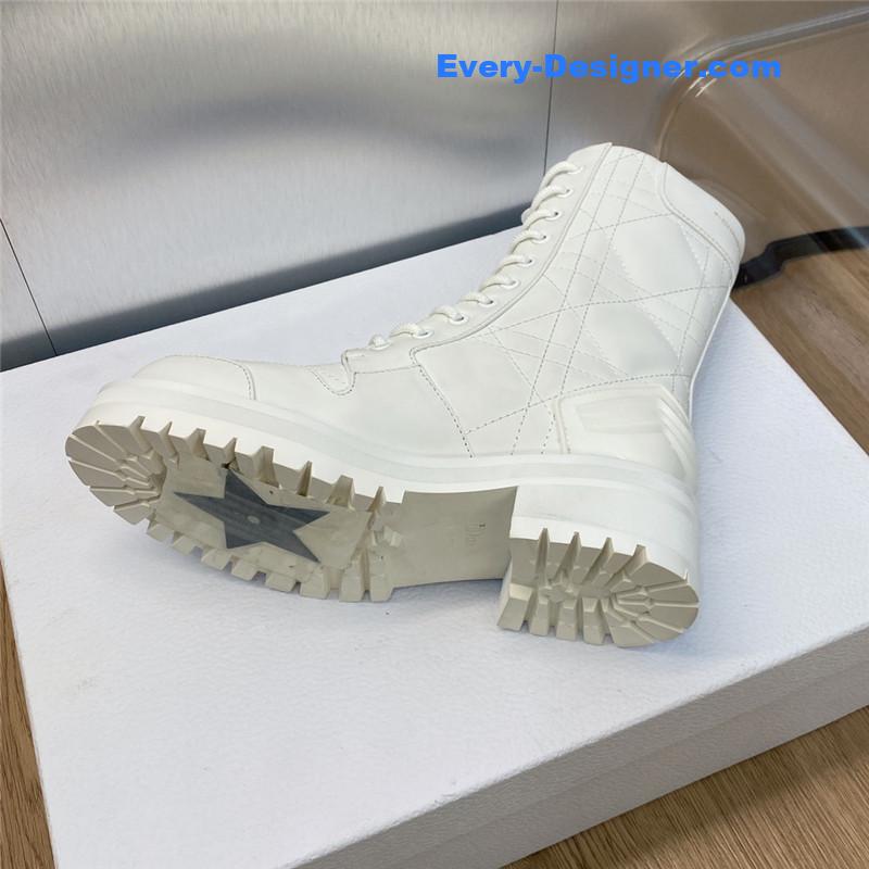 D10r low heel round toe lace up knight boots
