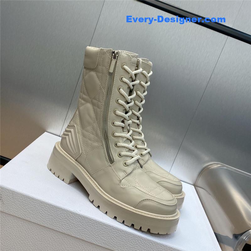 D10r low heel round toe lace up knight boots