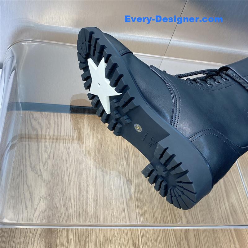 D10r belt buckle low heel round toe lace up knight boots