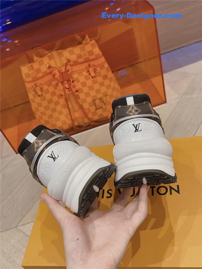 l0vis Vvtt0n run 55 sneakers
