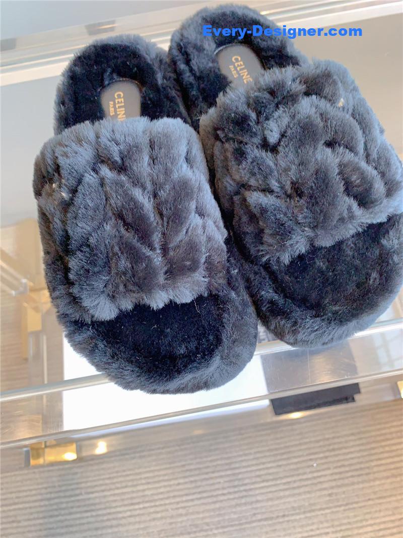 M1um1u new thick-soled furry slippers