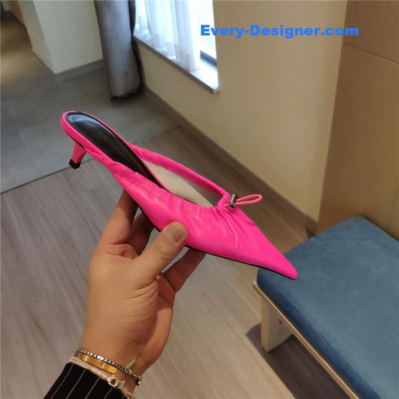 Ba1en*iaga’s new knife-heel kitten-heel elastic cuffed shoes