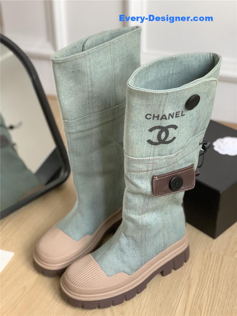 CC hidden canvas boots