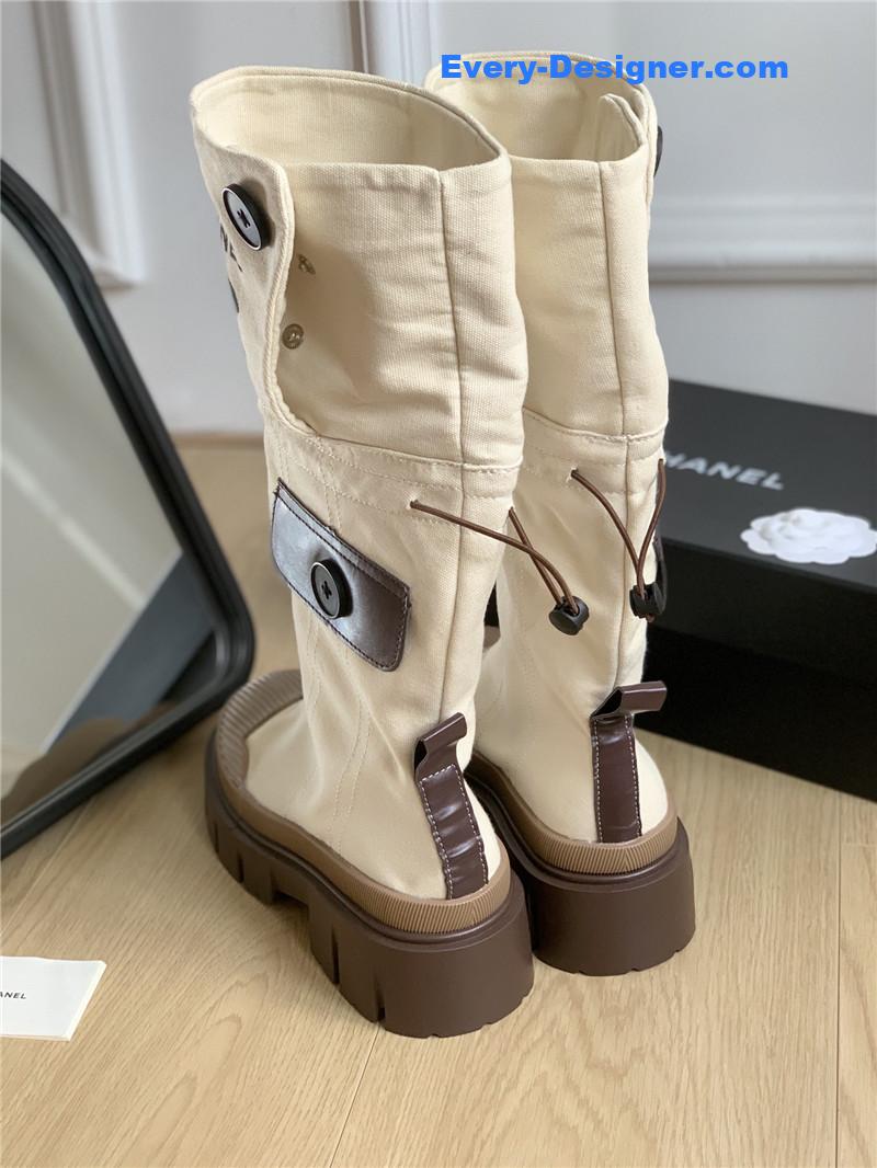CC hidden canvas boots