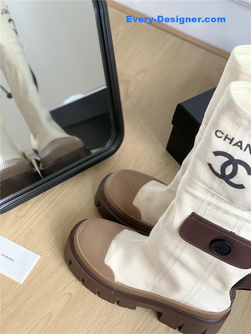 CC hidden canvas boots
