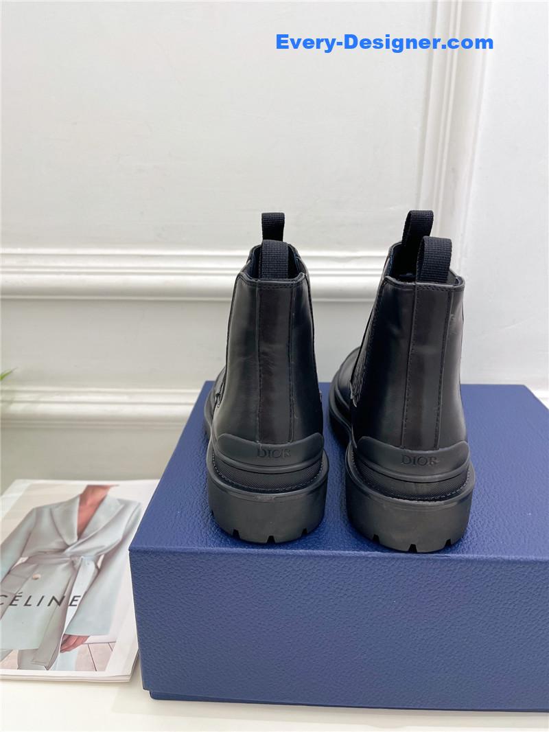D10r new wool boots