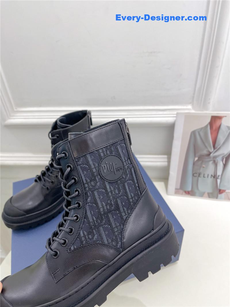 D10r new wool boots