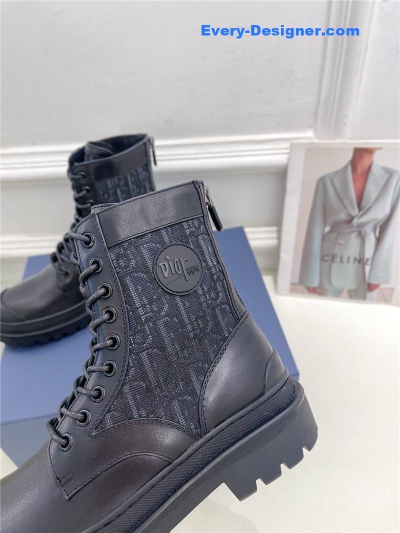 D10r new wool boots