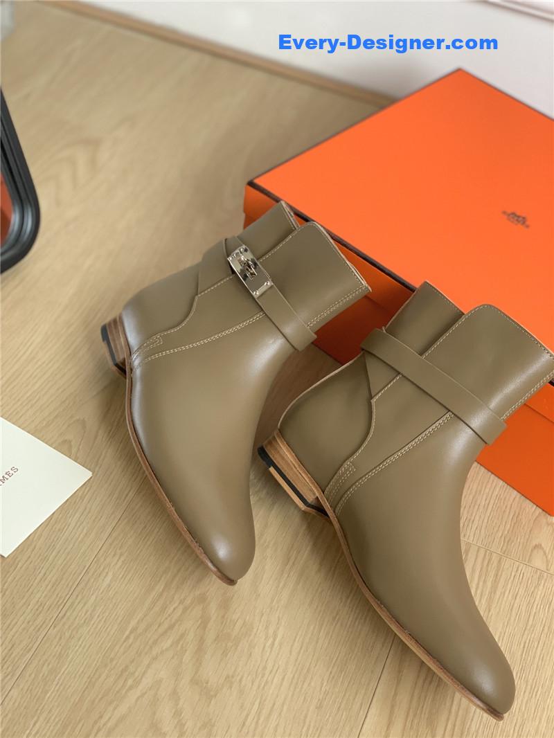 H**me5 classic kelly buckle boots