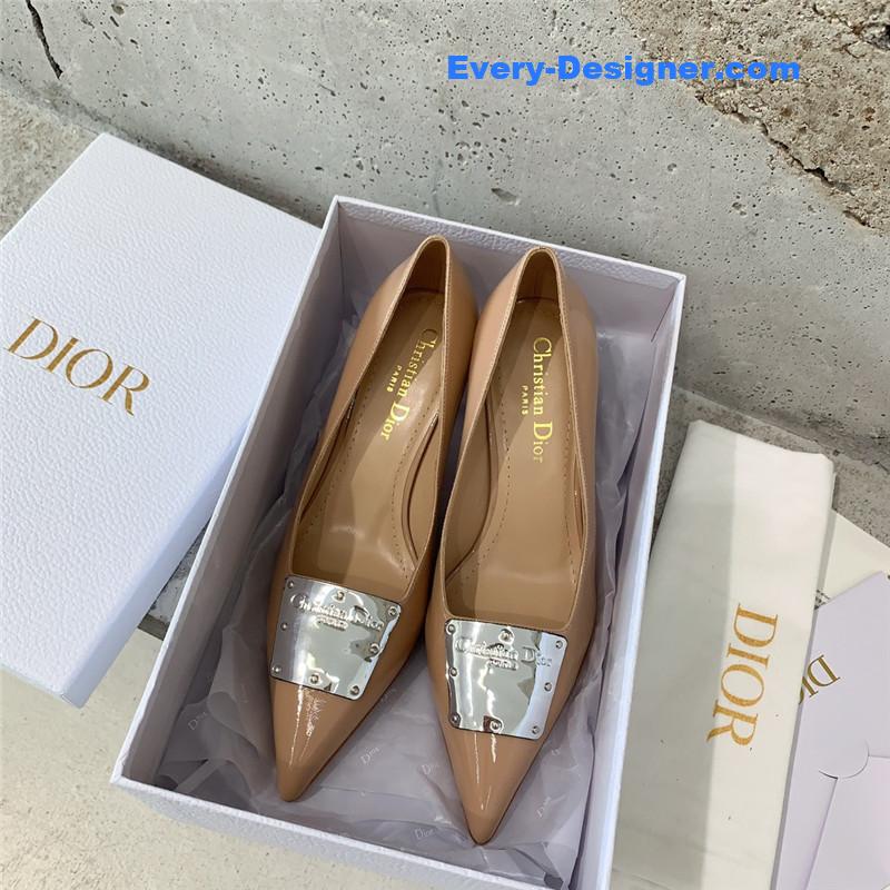 D10r new early autumn sandals