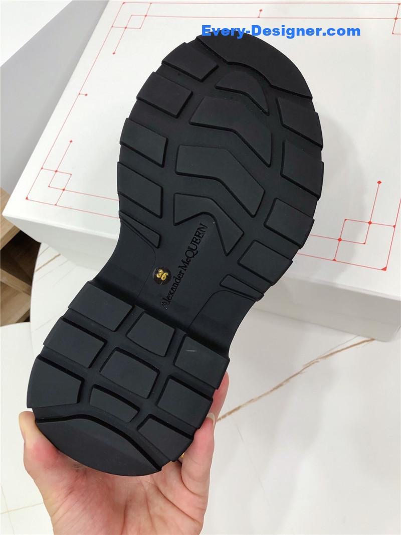 a1exa*der Mcqv*en new strappy boots