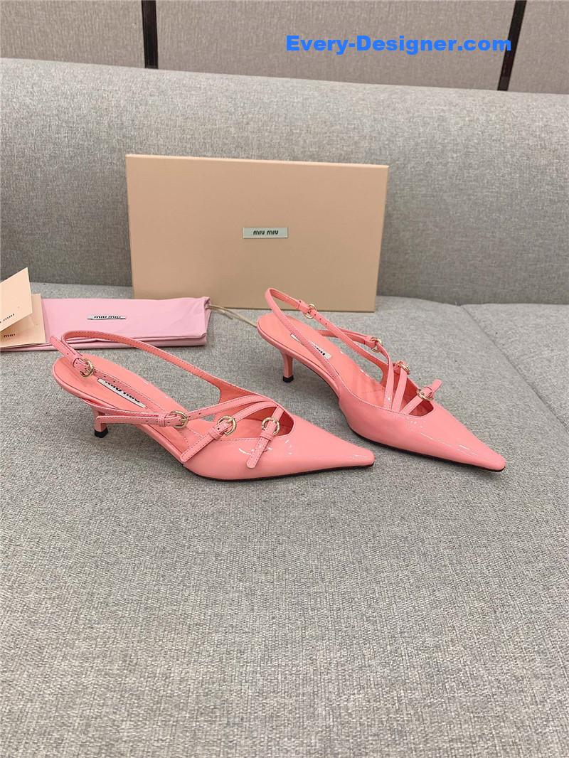 M1um1u catwalk style pointed toe kitten heels