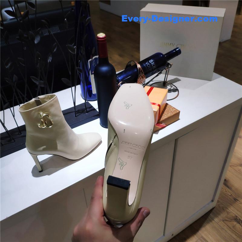 J1m*y Ch00 minori 65 boots white
