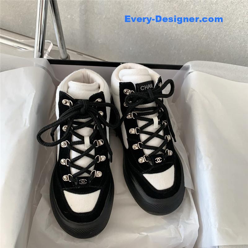 Ch**el new limited edition coco neige snow boots