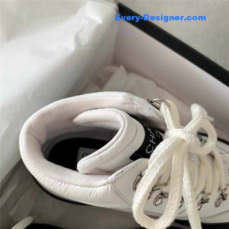 Ch**el new limited edition coco neige snow boots