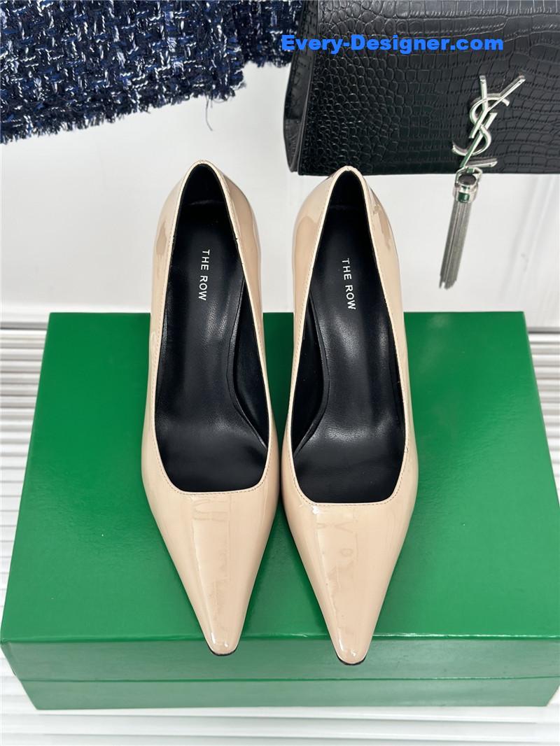 The R0w new stiletto pointed toe high heels