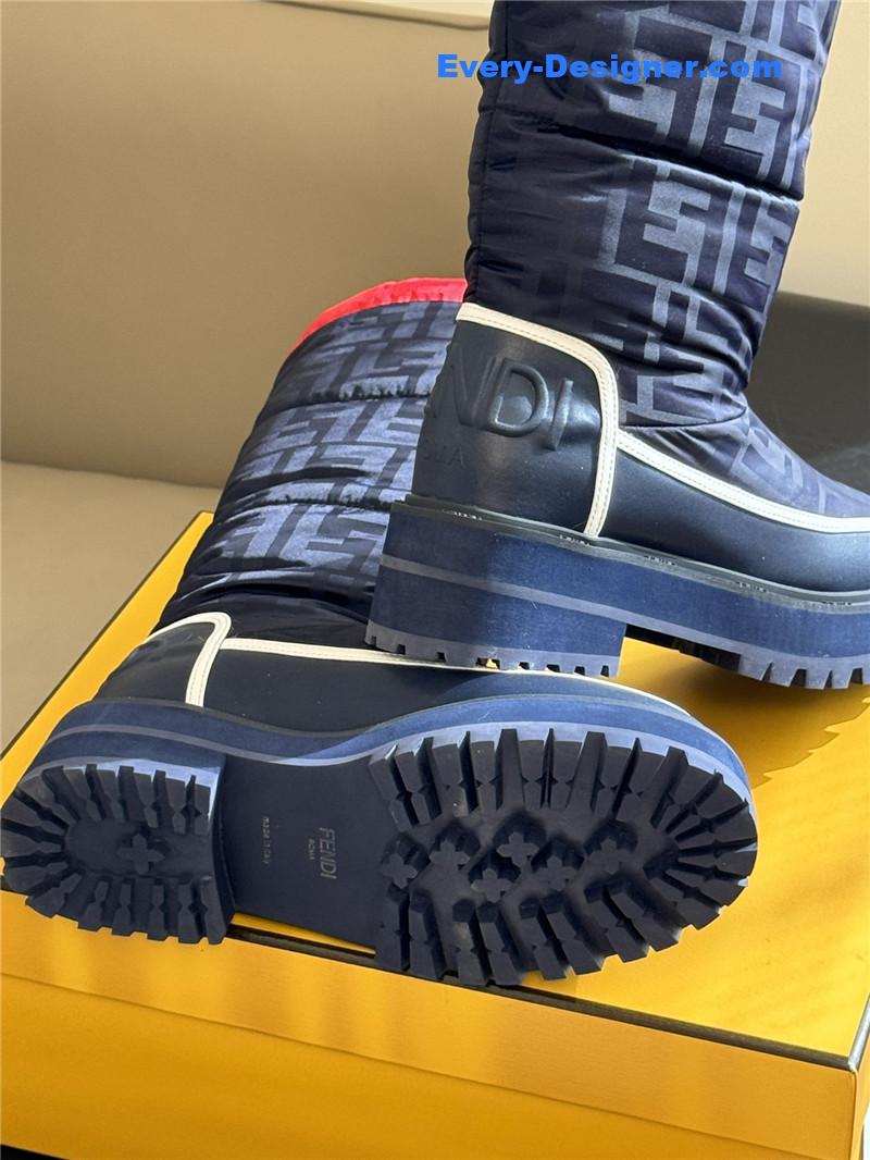 F**di classic ff presbyopic snow boots