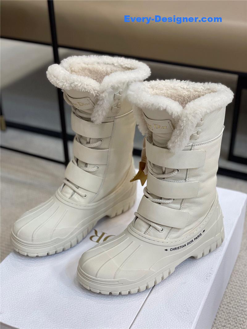D10r d-venture leather snow boots in white