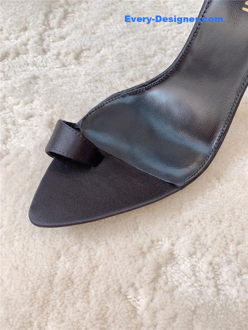 Y51 new sandals