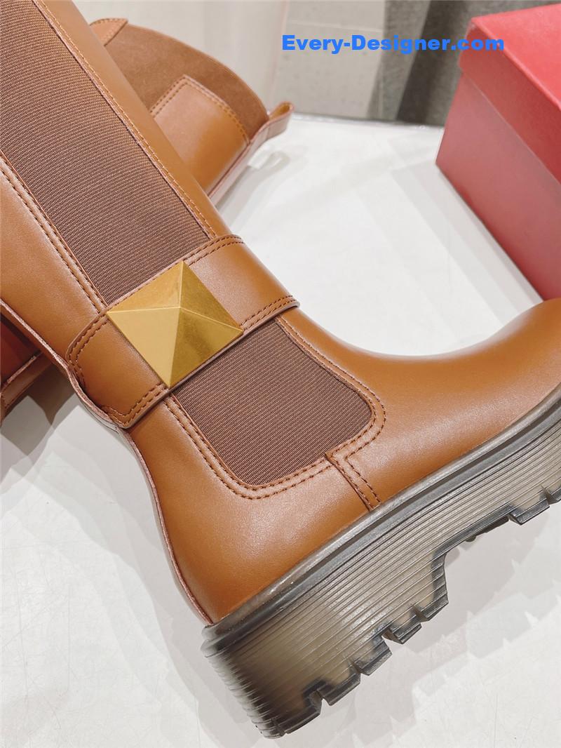 Va1e*ntin0 platform knee high boots in brown