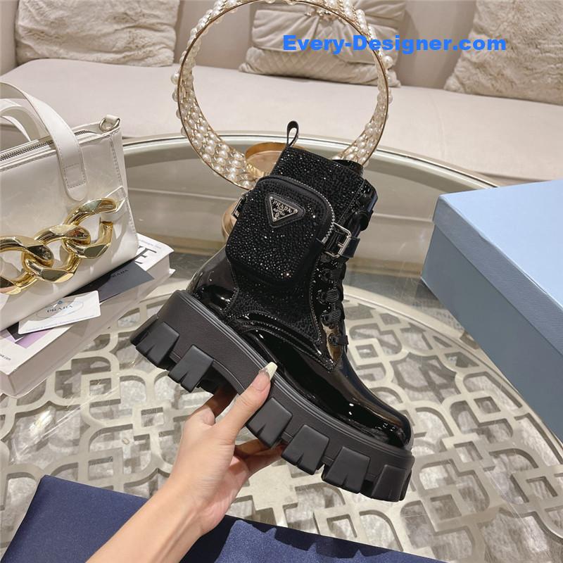 Pra*a monolith patent leather boots