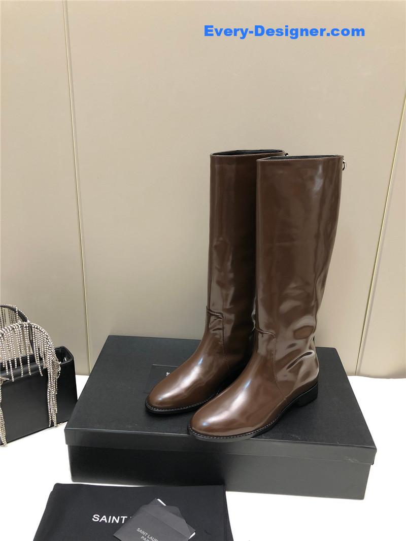 Sa1nt Lau*nt hunt boots in brown glazed leather