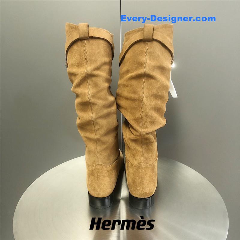 H**me5 beige suede knee-length boots