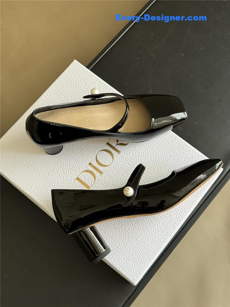 D10r small square toe mary jane shoes