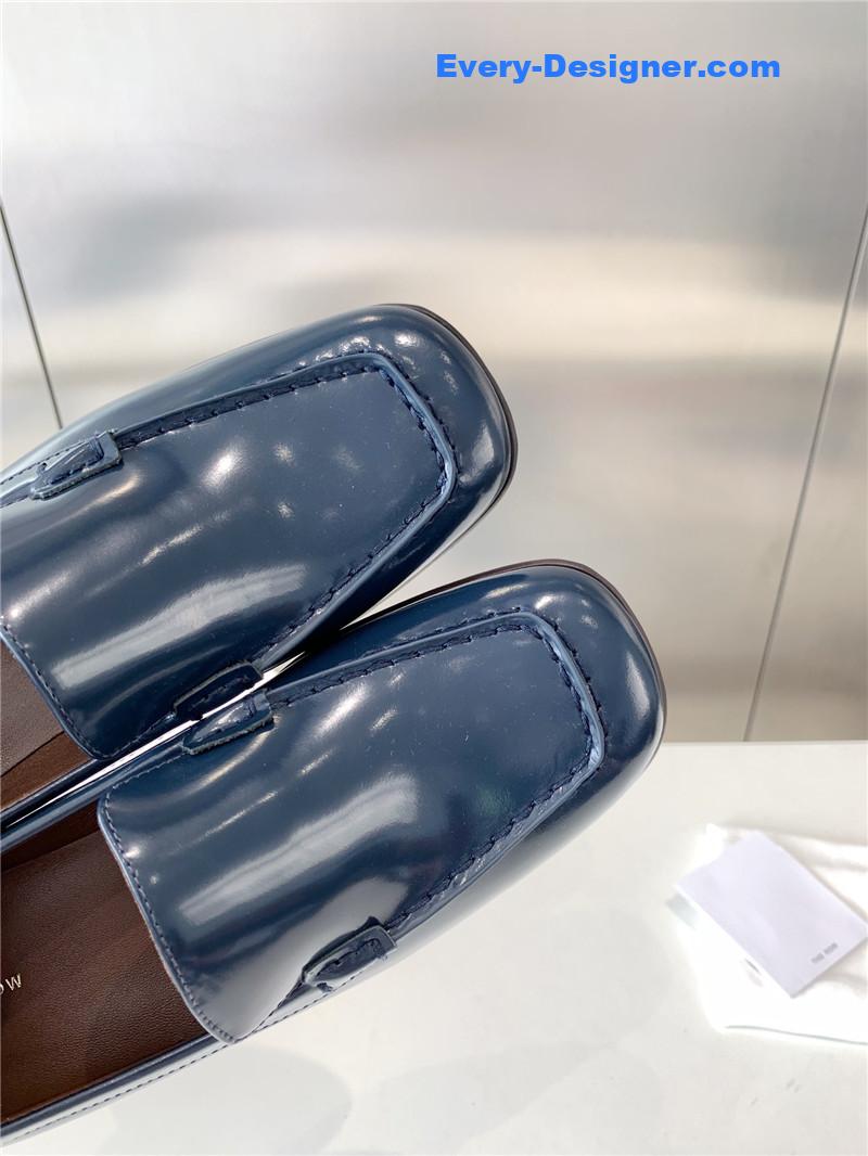 The R0w slip-on loafers