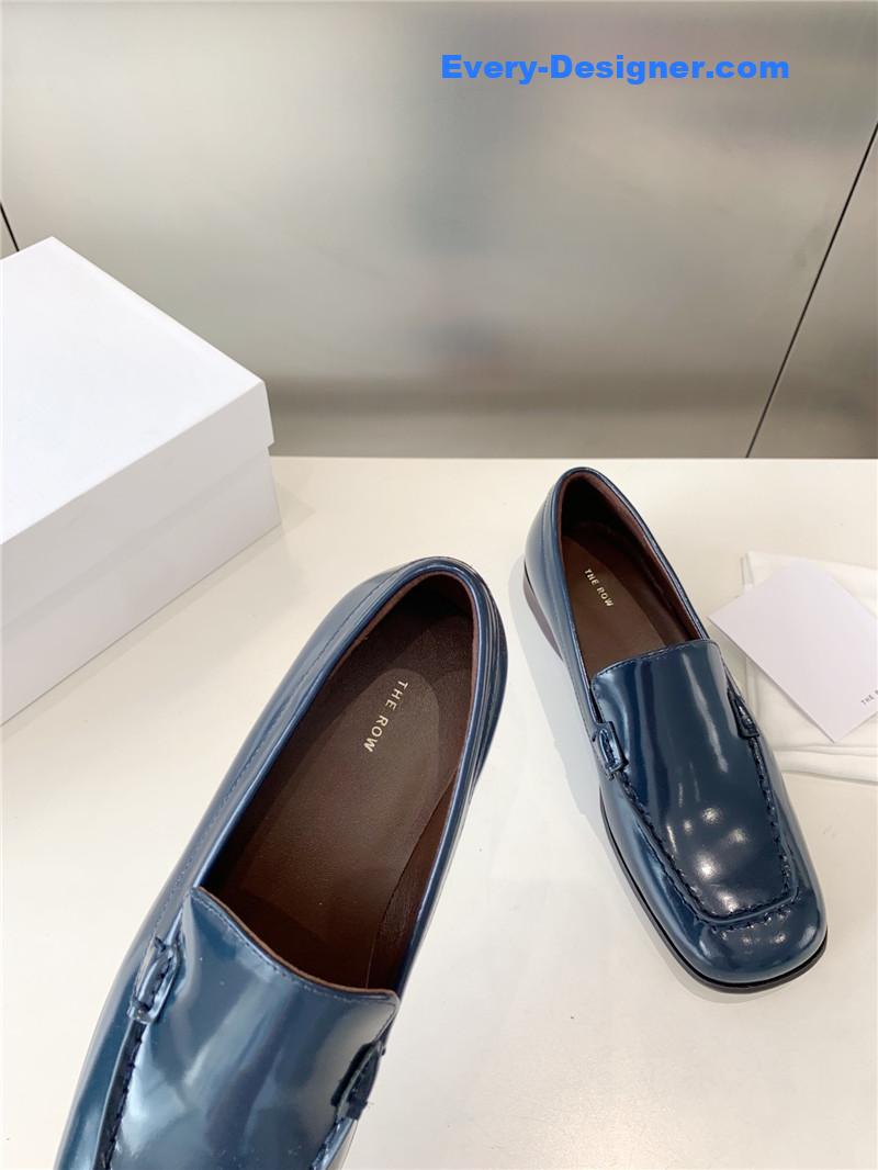 The R0w slip-on loafers