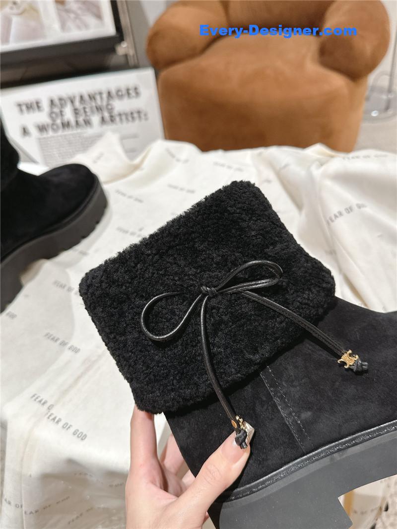 Ce1i*e bulky cropped boot in black