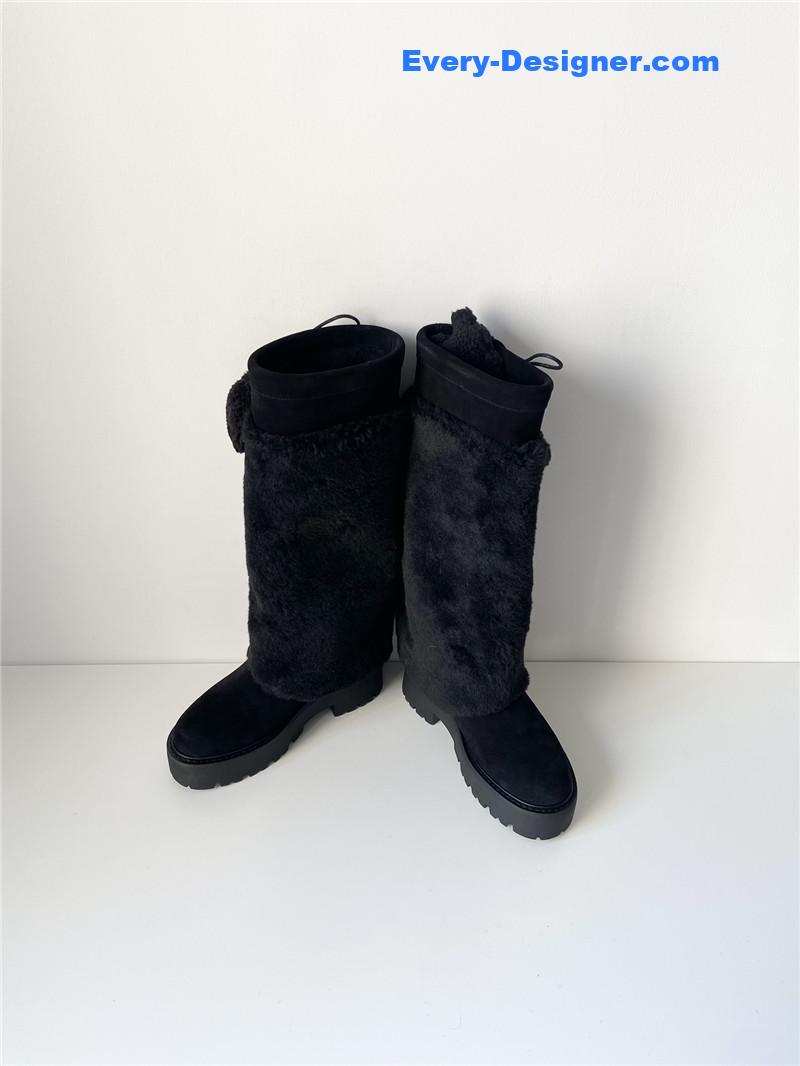 Ce1i*e bulky high boot with triomphe tassels in shearling suede