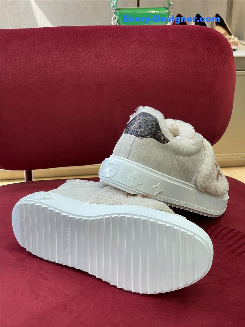 l0vis Vvtt0n lv autumn and winter thick-soled sneakers