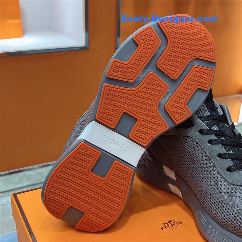 H**me5 new sneakers