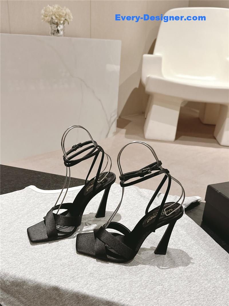 Sa1nt Lau*nt corinne black satin crepe sandals