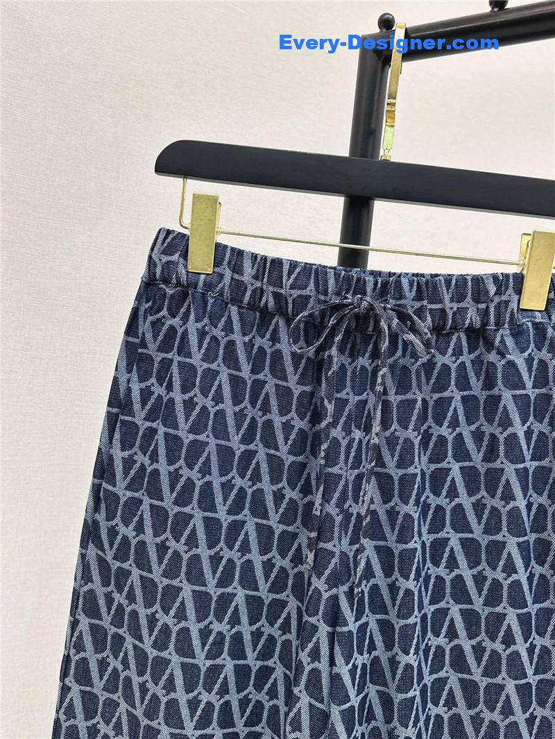 Va1e*ntin0 v jacquard denim trousers replica clothing sites