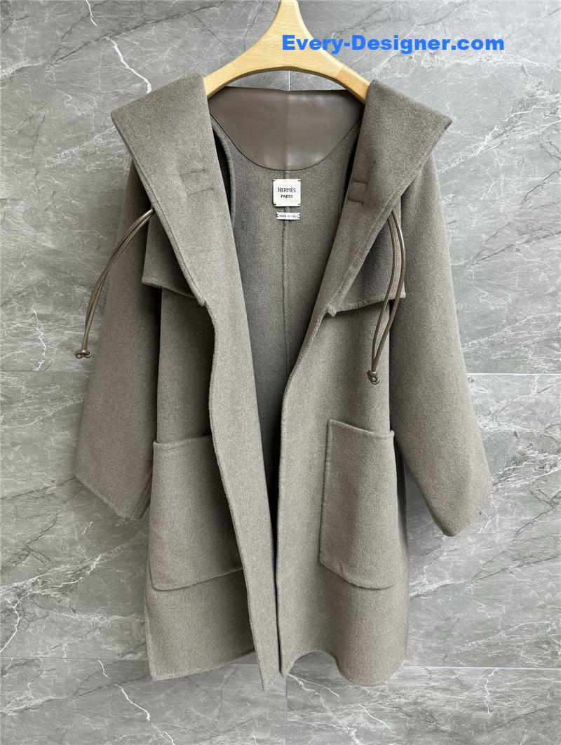 H**me5 fake two-piece cashmere coat replica clothing sites