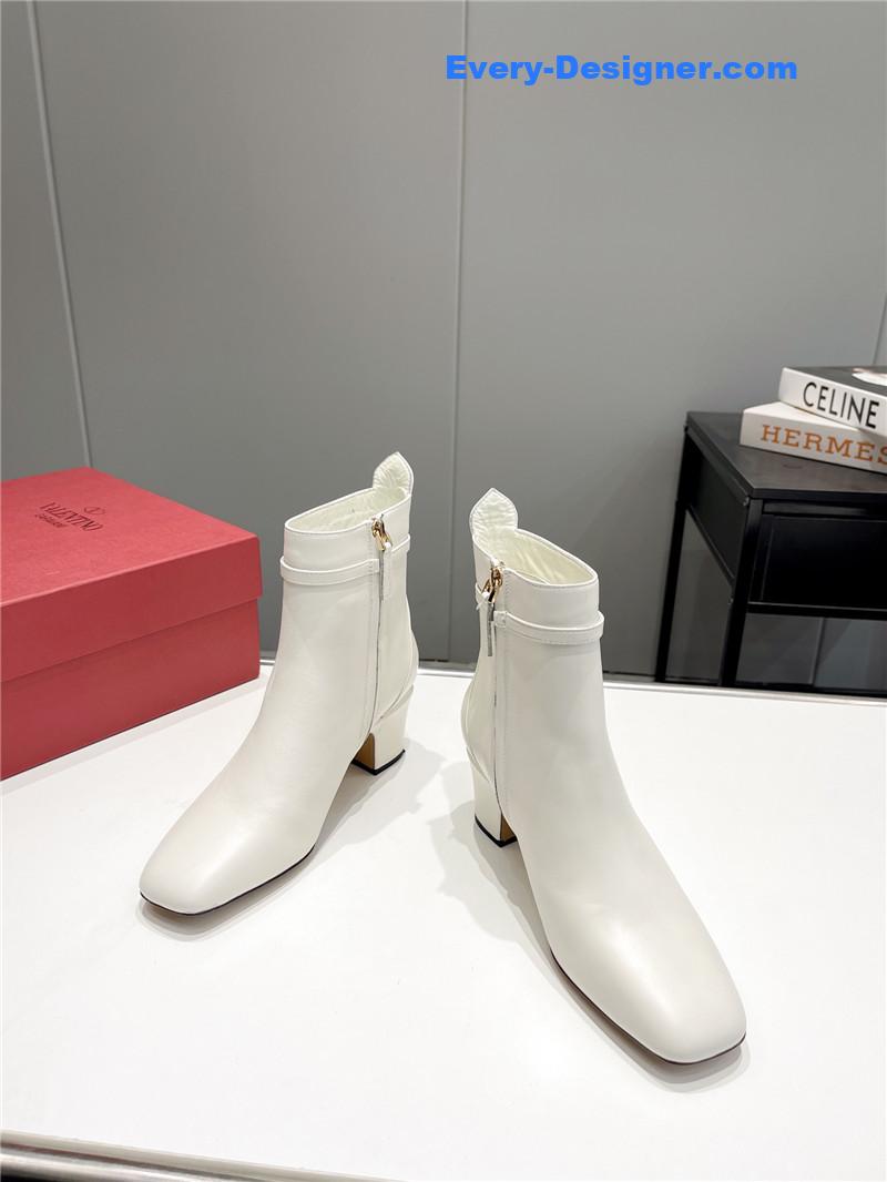 Va1e*ntin0 garavani 60mm white leather boots