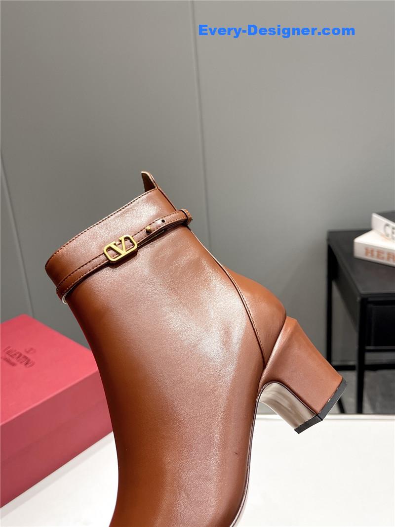 Va1e*ntin0 garavani 60mm brown leather boots