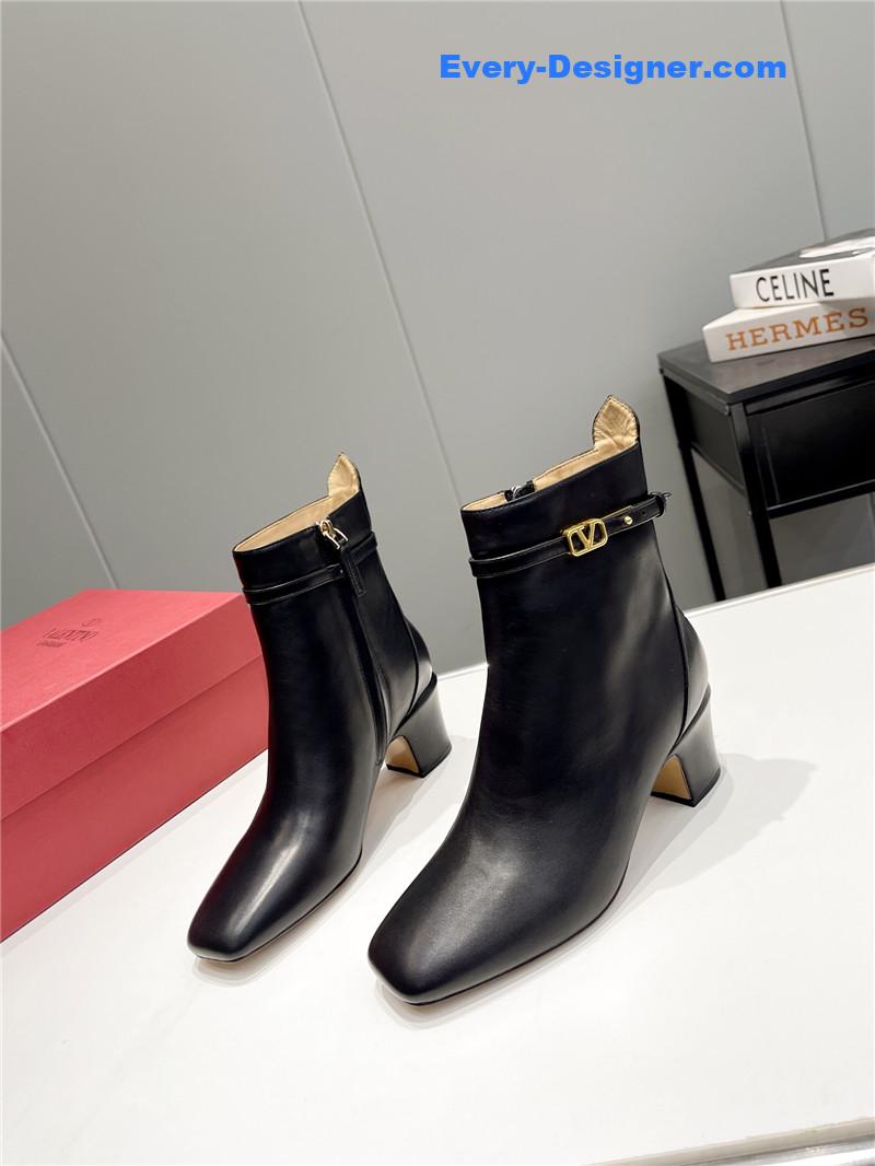 Va1e*ntin0 garavani tan-go 60mm leather boots