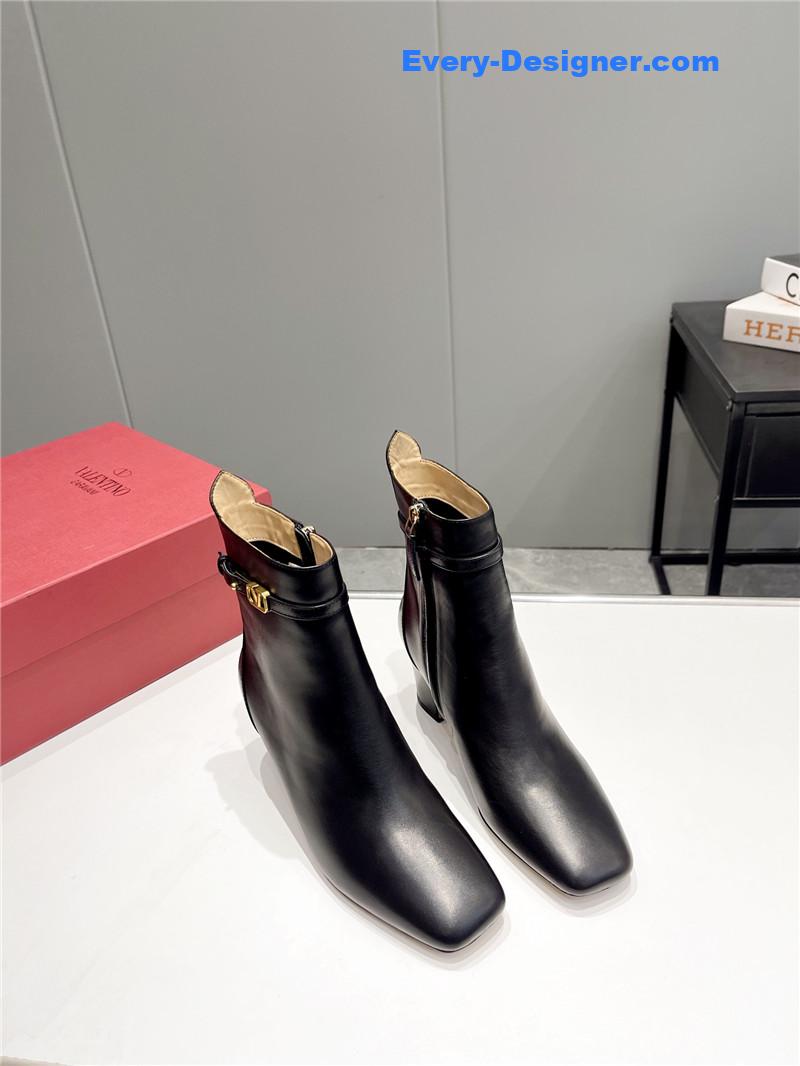 Va1e*ntin0 garavani tan-go 60mm leather boots