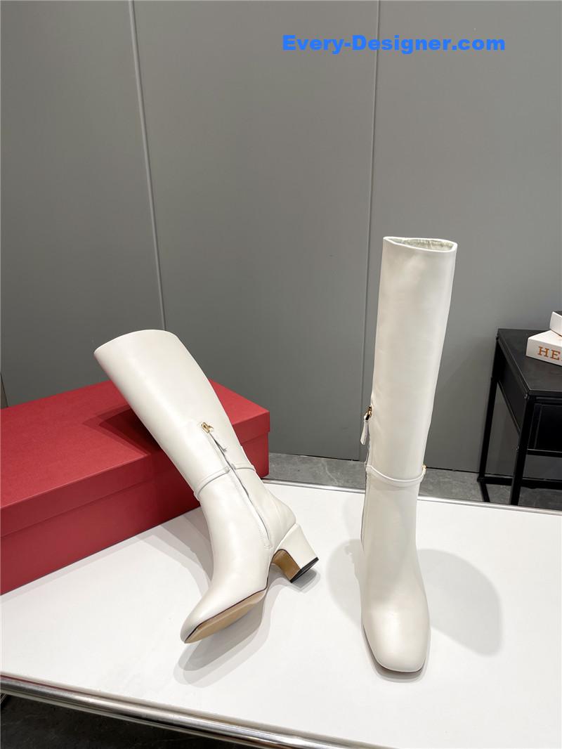 Va1e*ntin0 garavani white tan-go keen high boots