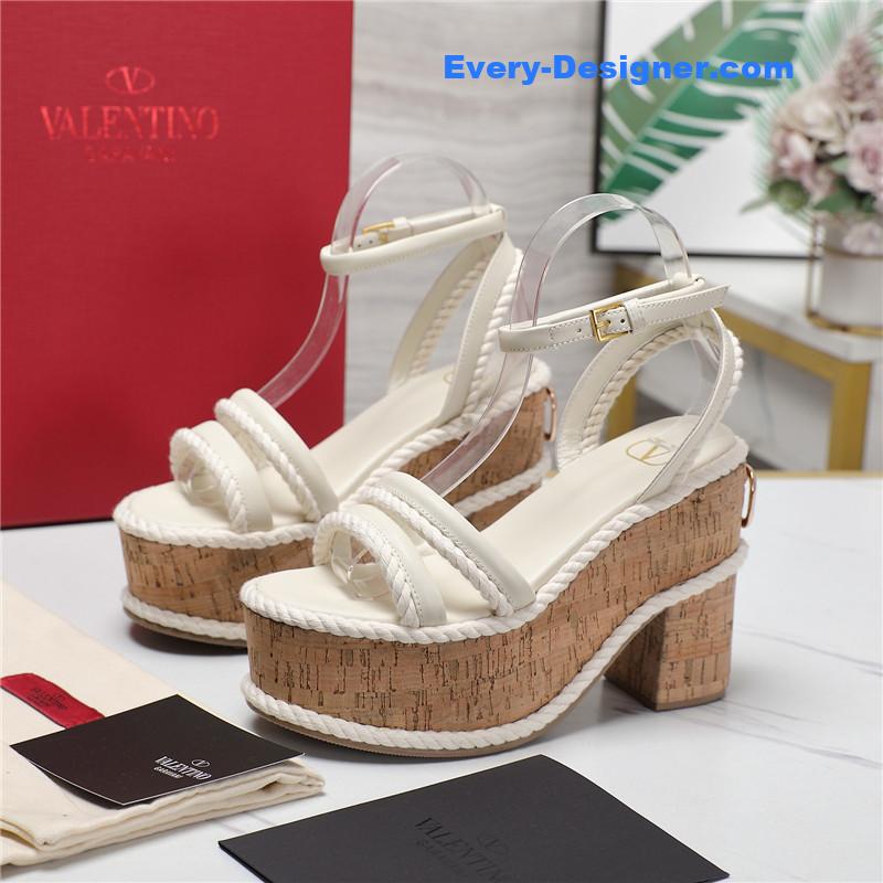 Va1e*ntin0 vlogo summerblocks wedge sandals white