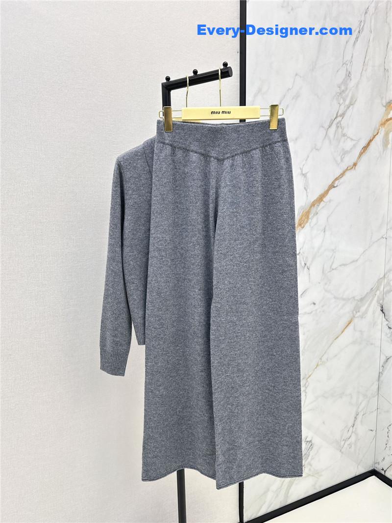 M1um1u new knitted suit replica d&g clothing