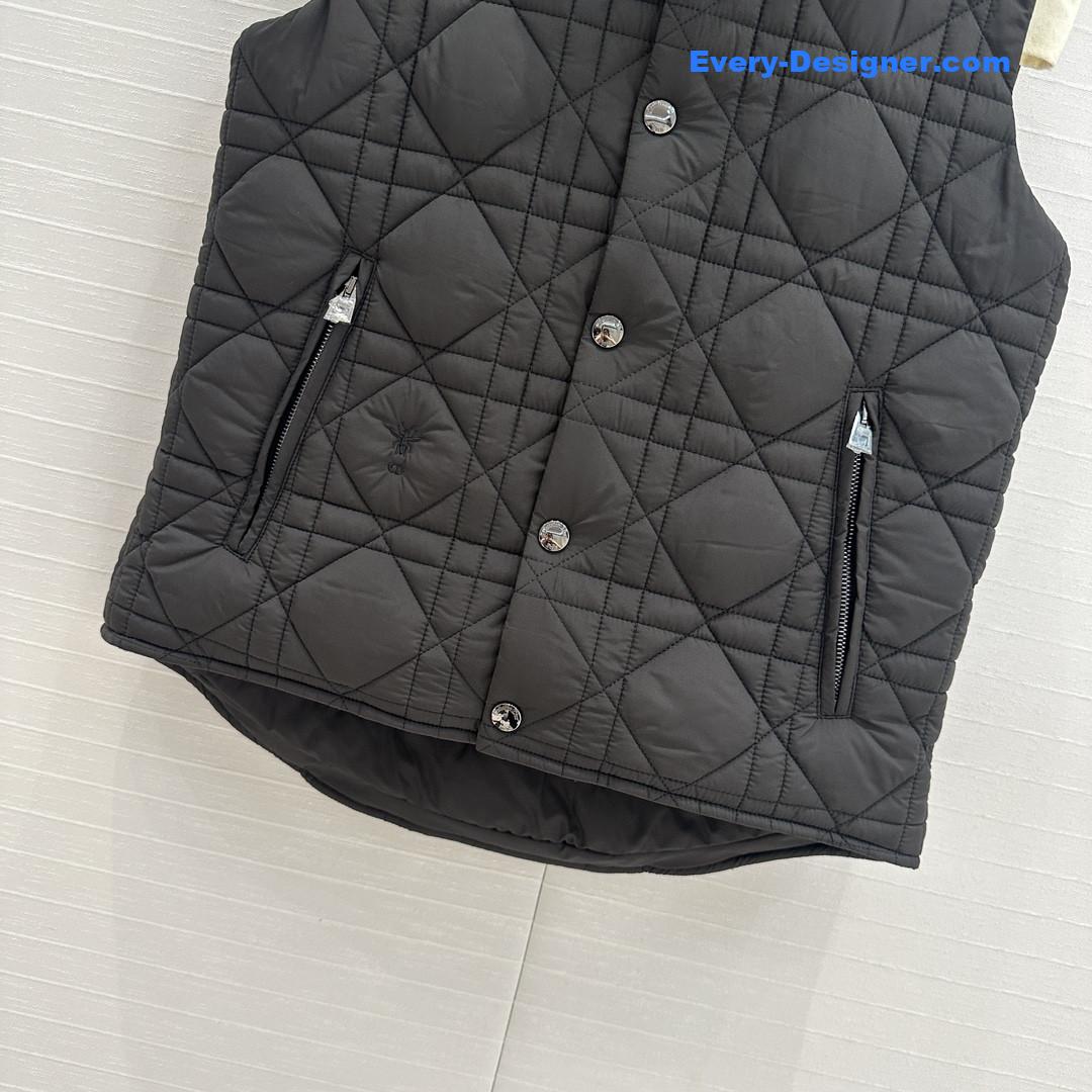 D10r quilted vest jacket