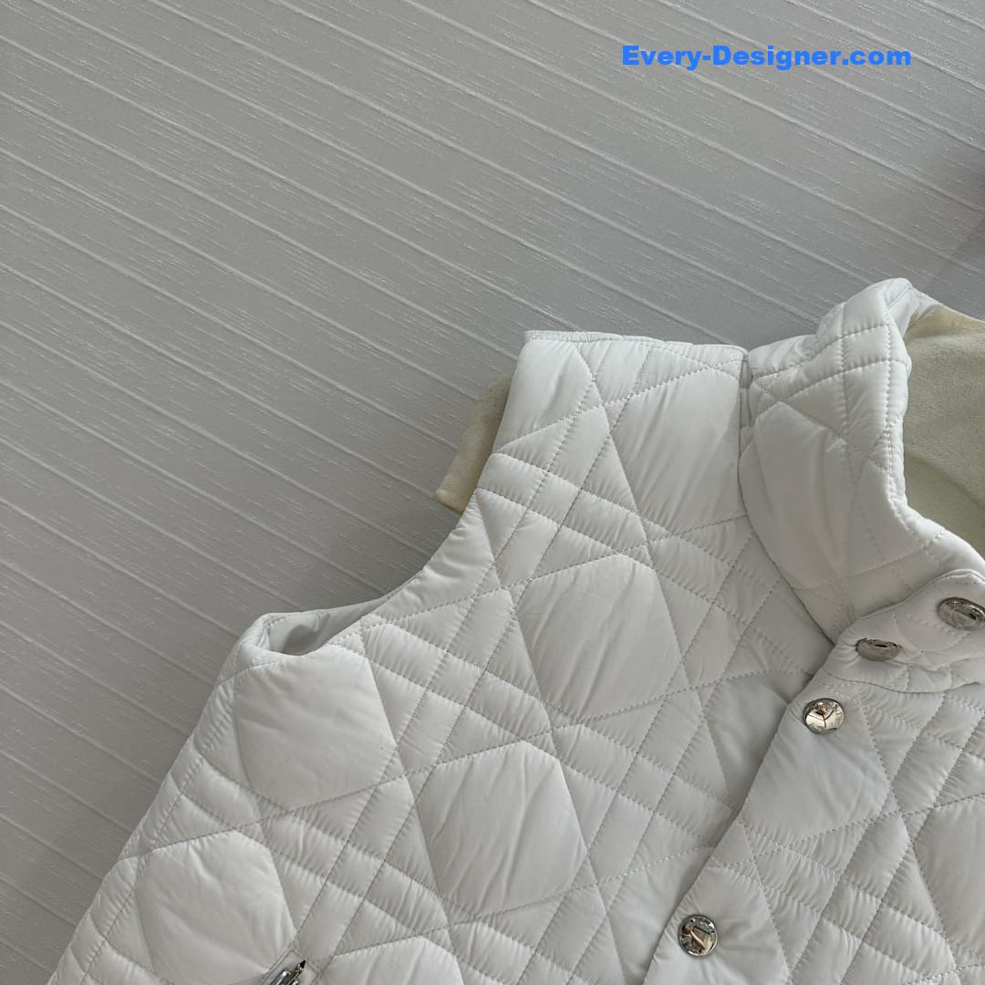 D10r quilted vest jacket