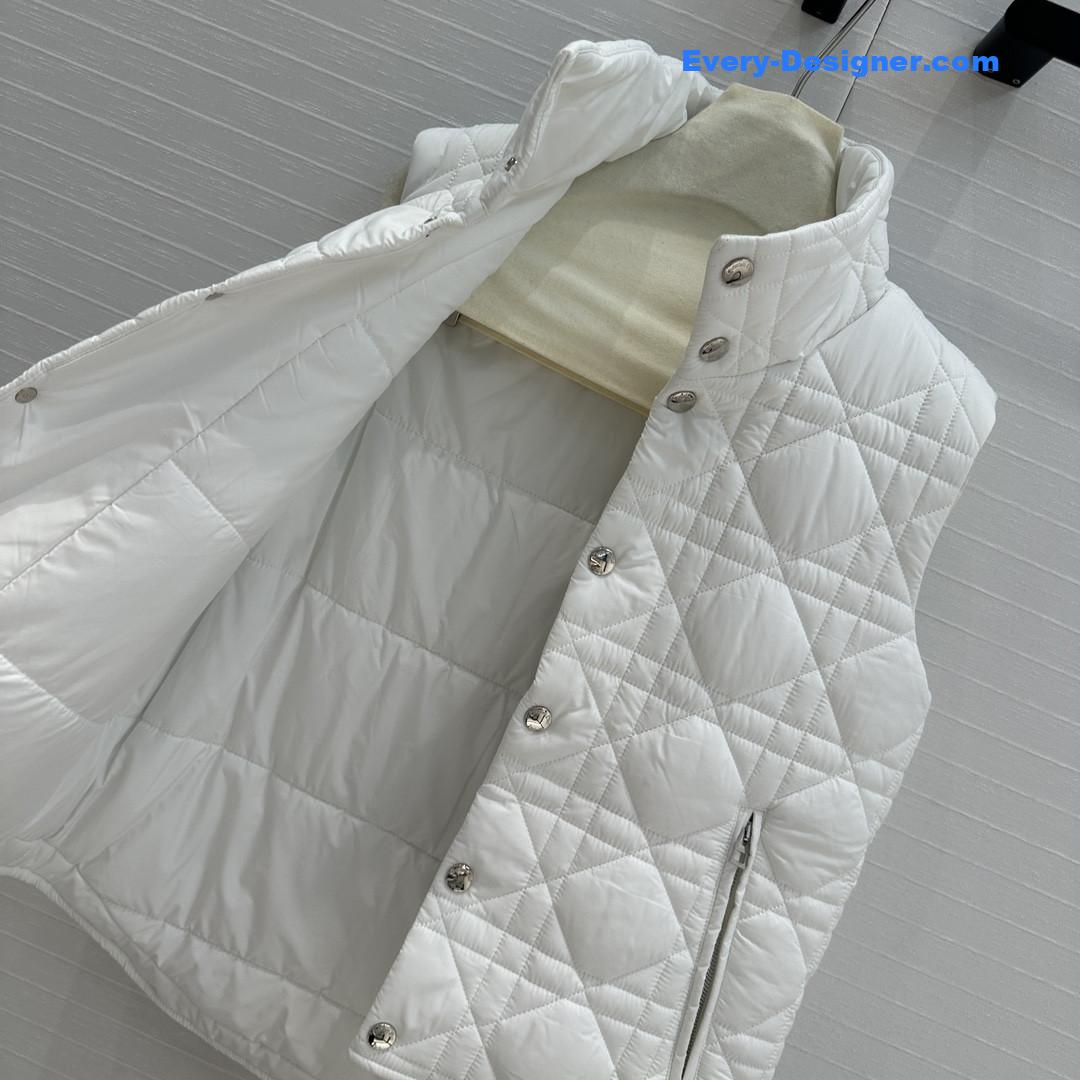D10r quilted vest jacket