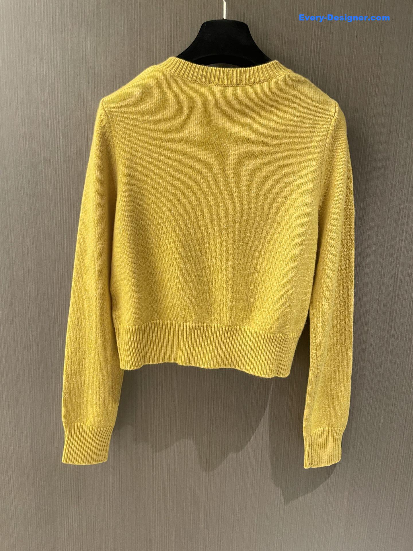 Ch**el buttons vintage cardigan yellow